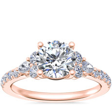 14k 玫瑰金浪漫圆形和梨形群簇钻石订婚戒指（1/3 克拉总重量）